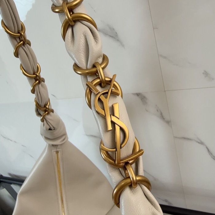 YSL естествена кожа