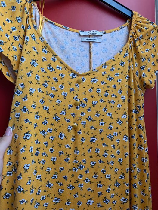 Rochie scurta, galbena, cu flori