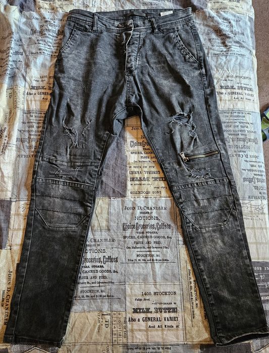 Дънки мъжки запазени