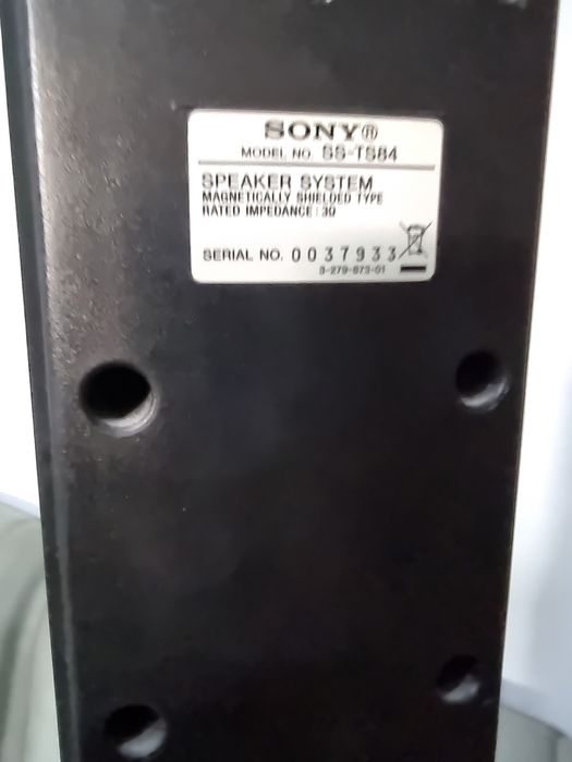 Coloane +tun de bass home cinema Sony