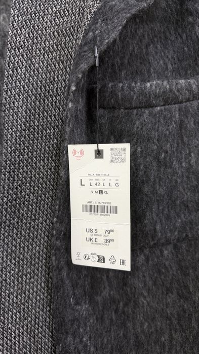 Куртка ZARA новый