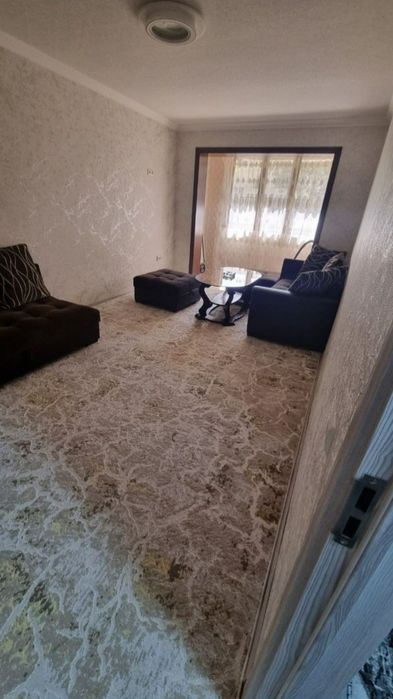 Арендага 1 хона 2 этаж Микрорайонда жойлашган.Агентство