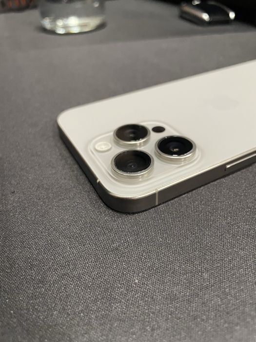 iPhone 15 Pro Max Natural Titanium 256GB