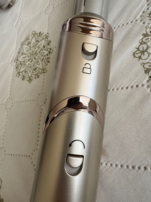 Мултистайлър 5 в 1 с Автоматично Къдрене Дисплей Йонизация Airwrap тип Dyson Сешоар Маша