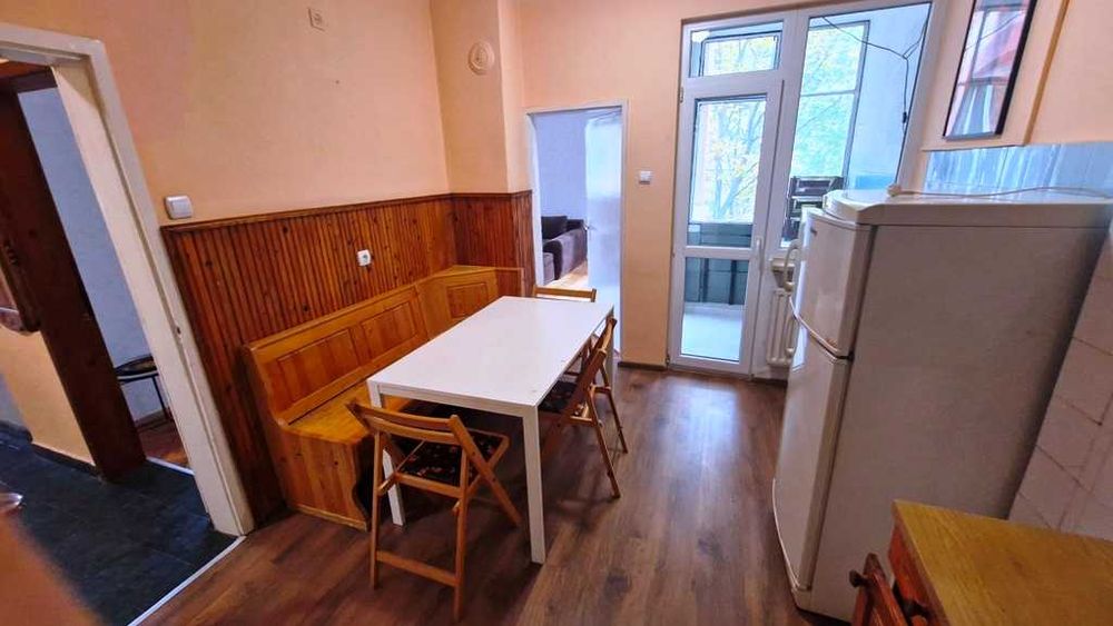 Дава се под наем Тристаен апартамент в София, Младост 2 - 106 кв.м за 700 € - Снимка #3