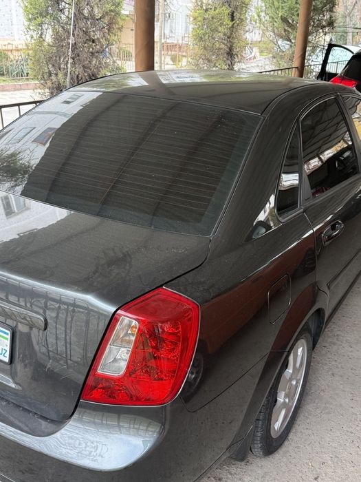 Жентра сотилади.