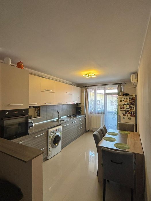 Vând apartament 2 camere