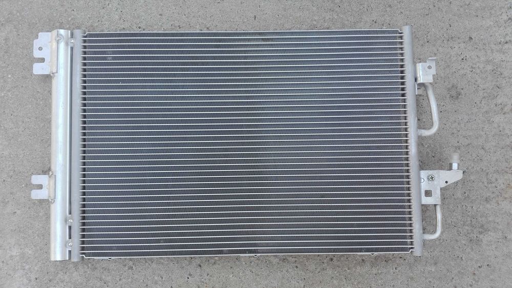 radiator aer conditionat Opel Astra H 200 lei
