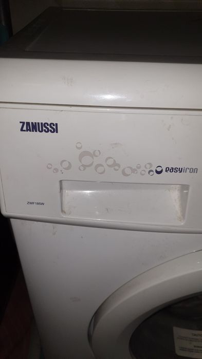 Продам стиральную машинку