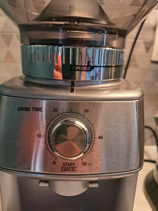 Râșniță cafea Sage Dose Control Pro