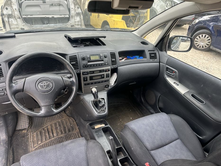 Тойота Корола Версо 1.6vvt-i На Части!!!