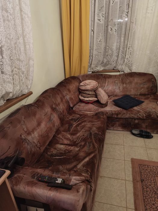 coltar canapea pat extensibil si loc de depozitare