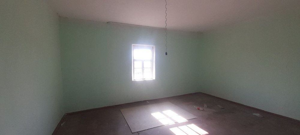 Uchastka (kotej)sotiladi srochno