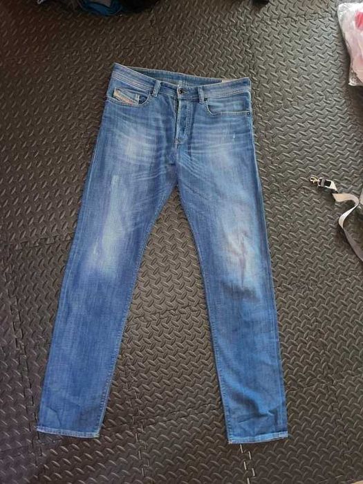 DIESEL blugi barbati W32 L34, talie 42cm