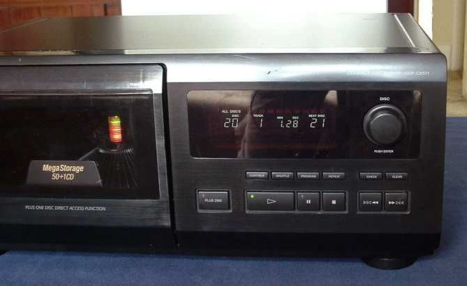 Продам CD-Changer, СД-Чейнджер на 51 диск SONY CDP-CX571. Обмен: 120 ...