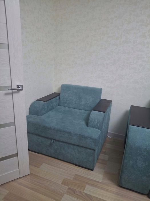 Продам диван и кресло