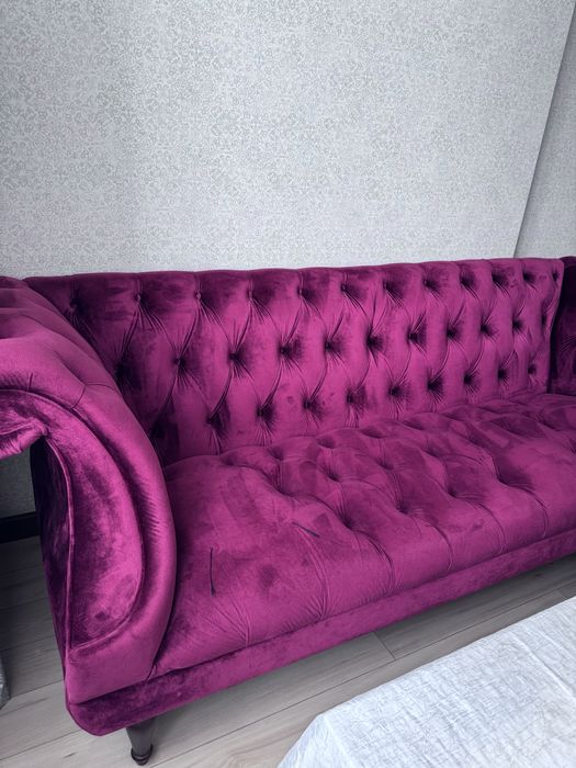 Продам диван и кресло.