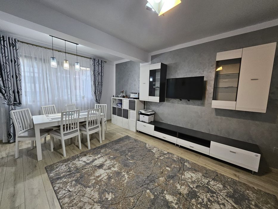 Apartament 2 camere decomandate - inchiriere