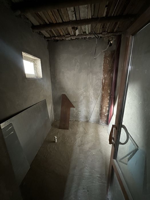 Сотилади уй тошкент кора сув 8х