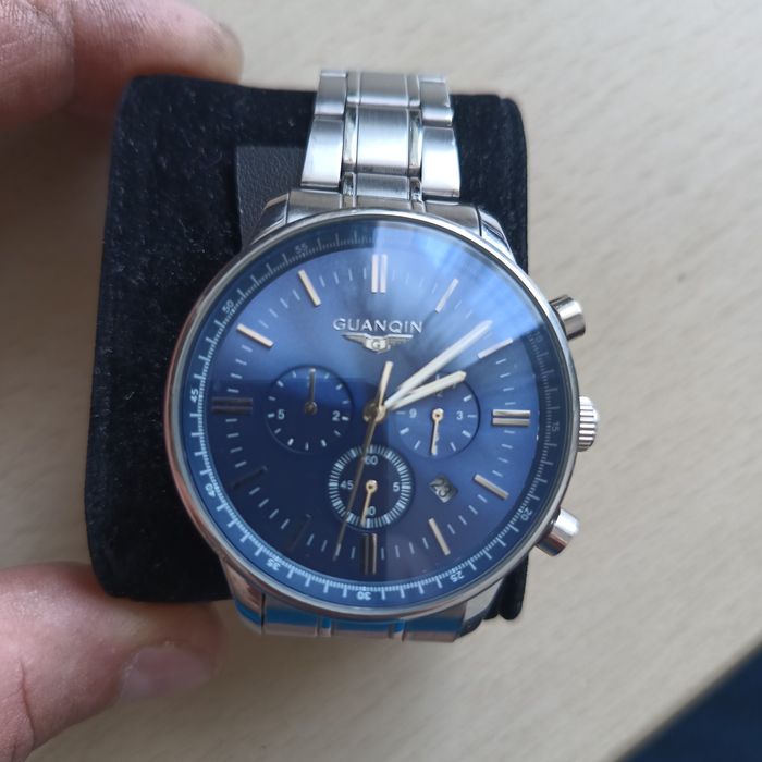 Ceas automatic de mana