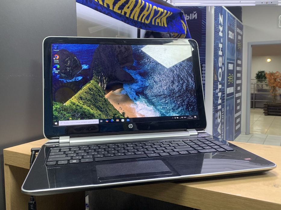 Ноутбук HP 15.6" AMD A6-5200 4GB HDD 500GB Radeon 8600M Win 10