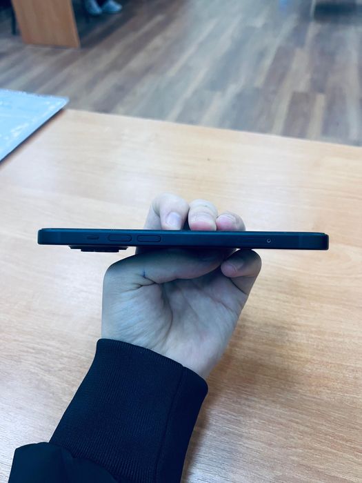 iPhone 15 без минус