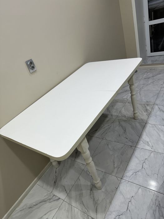 Продам стол