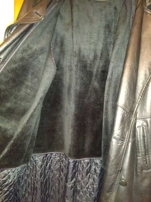 Кожаное пальто плащ