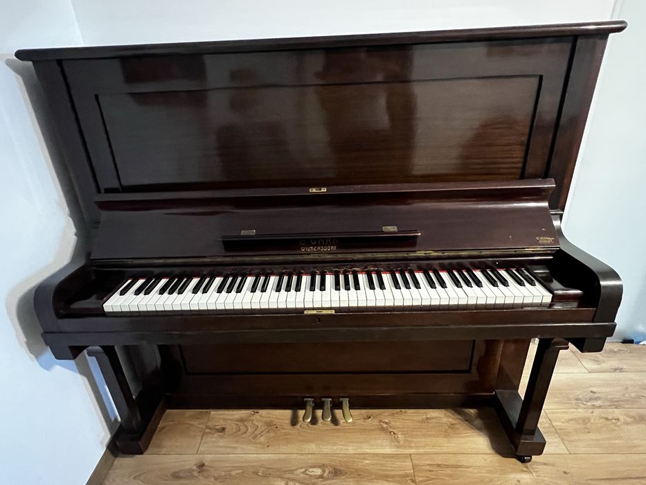 Pianină germană P. Schmitt (Wilmersdorf) – 3 pedale – stare foarte bună