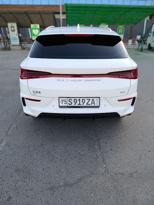 Byd E2 xolati a'lo