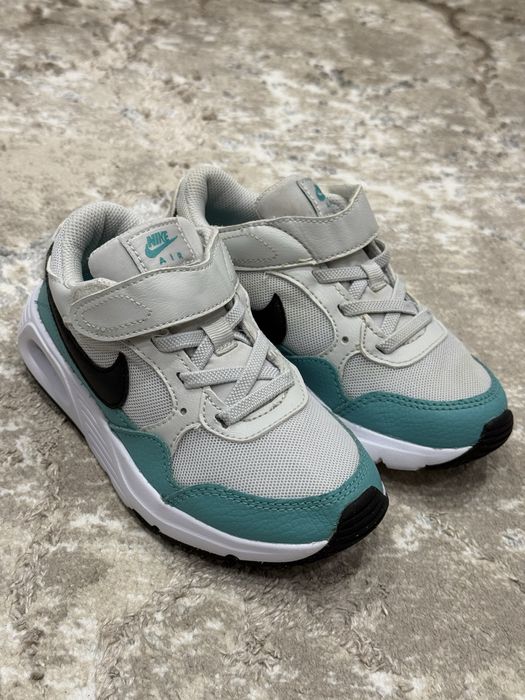 Adidasi copii Nike 28,5