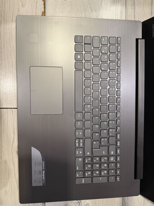 Lenovo ideapad 320-17ikb/4415u/8гб/256гб ссд