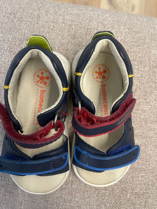 Кожаные сандали на девочку Biomecanics, 21 размер