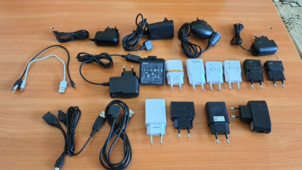 Сотовыйе телефоны аксессуары