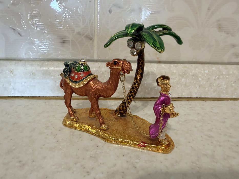 Заграничные сувениры (Рюмки, Хрусталь, Swarovski)