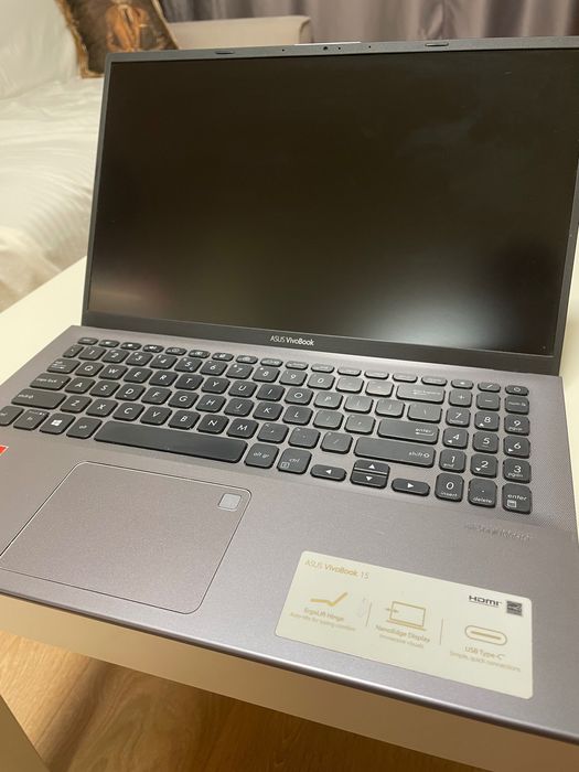 ASUS Vivobook 15 X512D