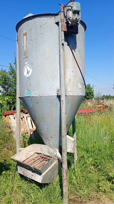 Malaxor cereale 2000 kg