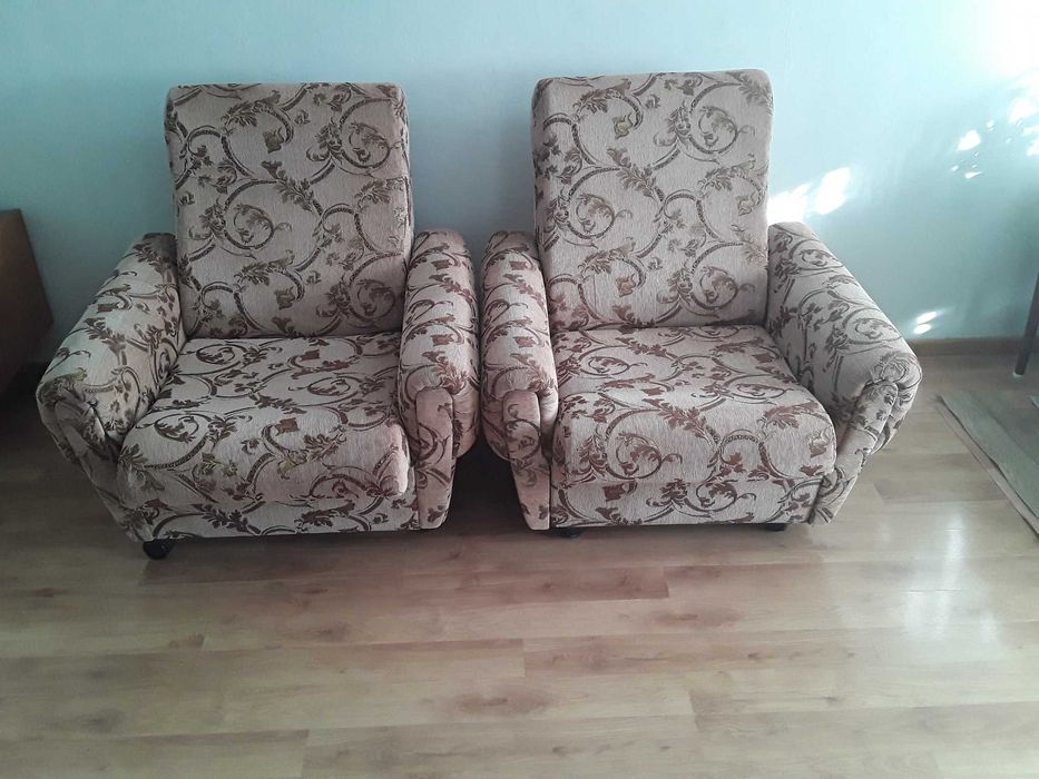 Мягкий уголок (диван и 2 кресла)