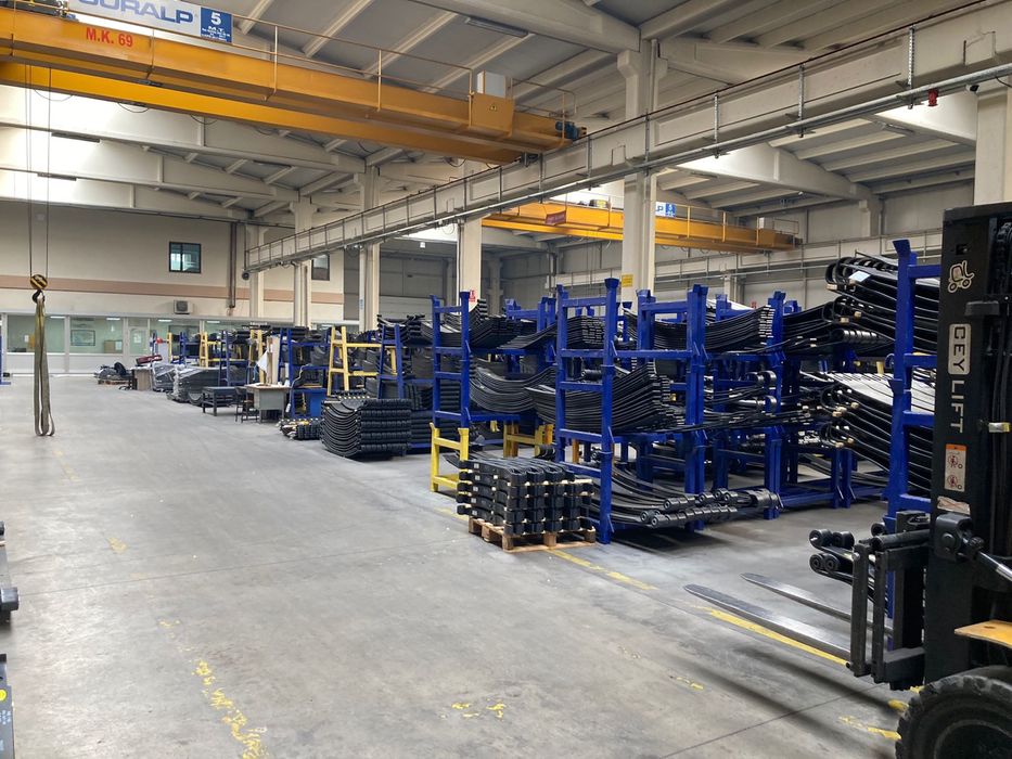 Arcuri camioane remorci semiremorci