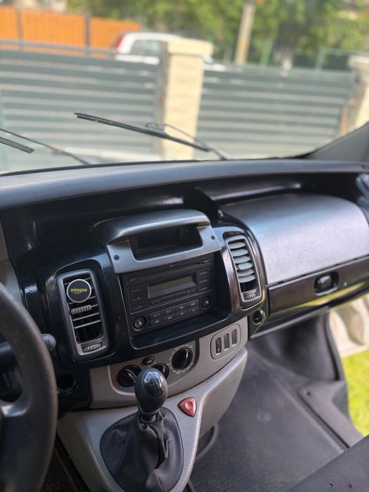 Opel vivaro renaul trafic lung
