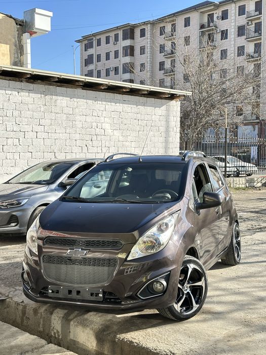 спарк автомат сотилади