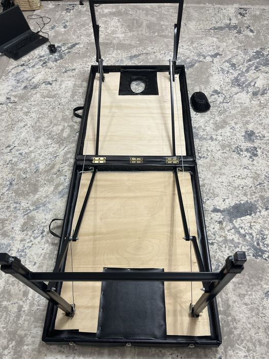 Кушетка продам массажный стол