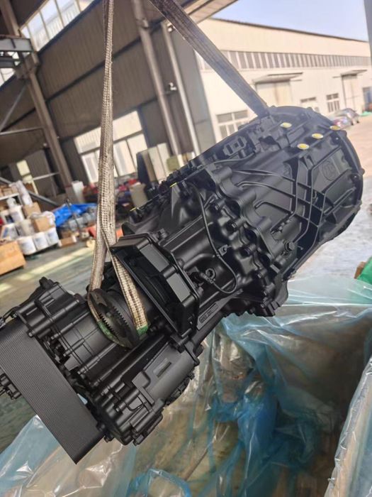 Запчасти на автокраны.