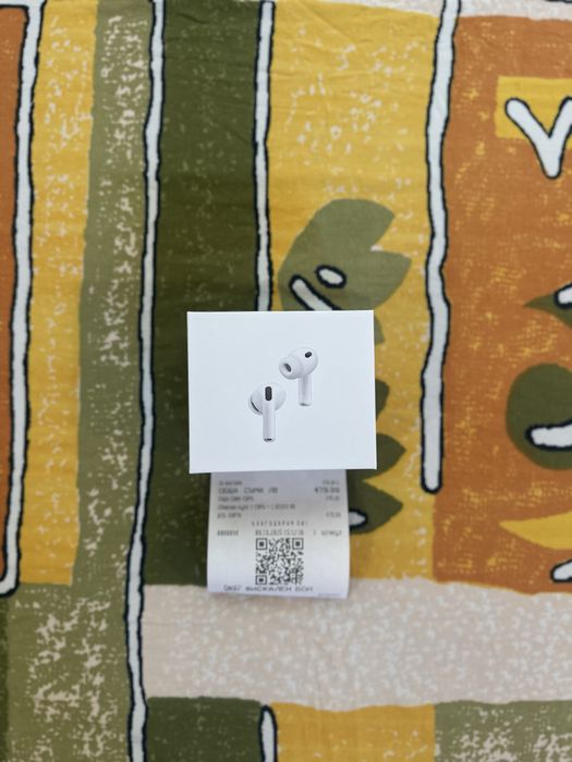Оригинални Apple Airpods Pro 3 от Istyle 12м гаранция Като нови