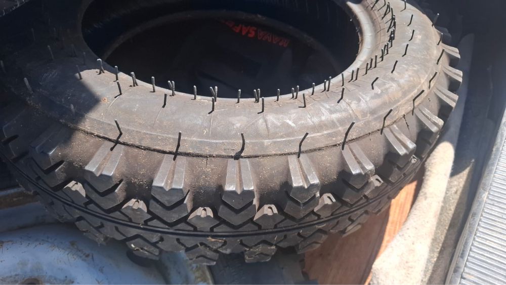 Шины летние 2 штуки летние.срочно