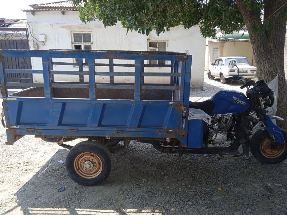 Грузовой мотоцикл Лочин