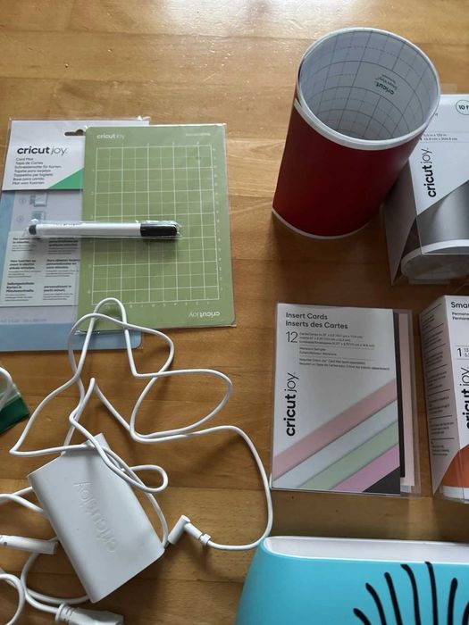 Режещ плотер Cricut Joy с аксесоари