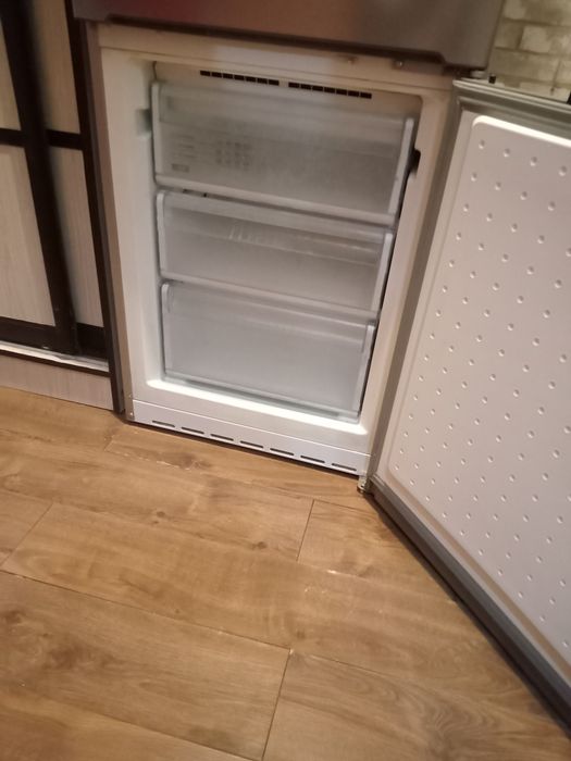 Холодильник в отличном состоянии