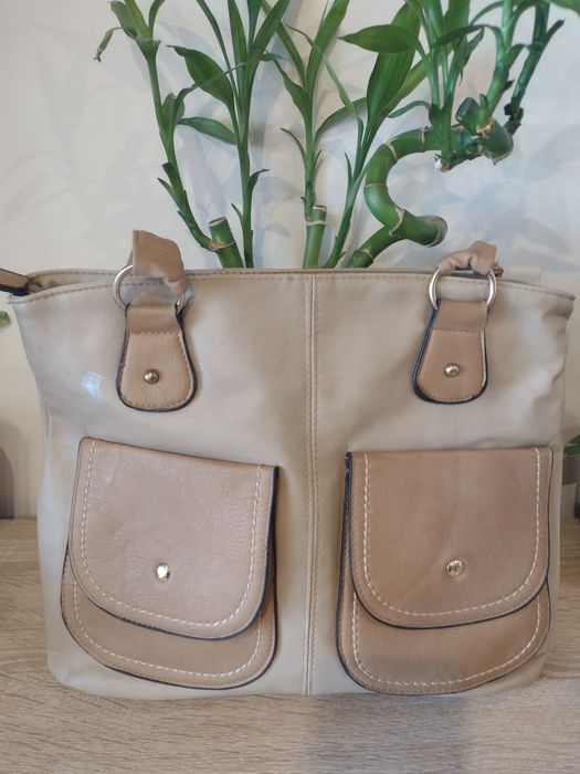 Кожени дамски чанти