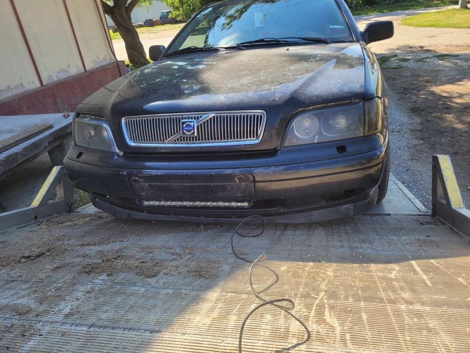 Волво В40 Volvo V40